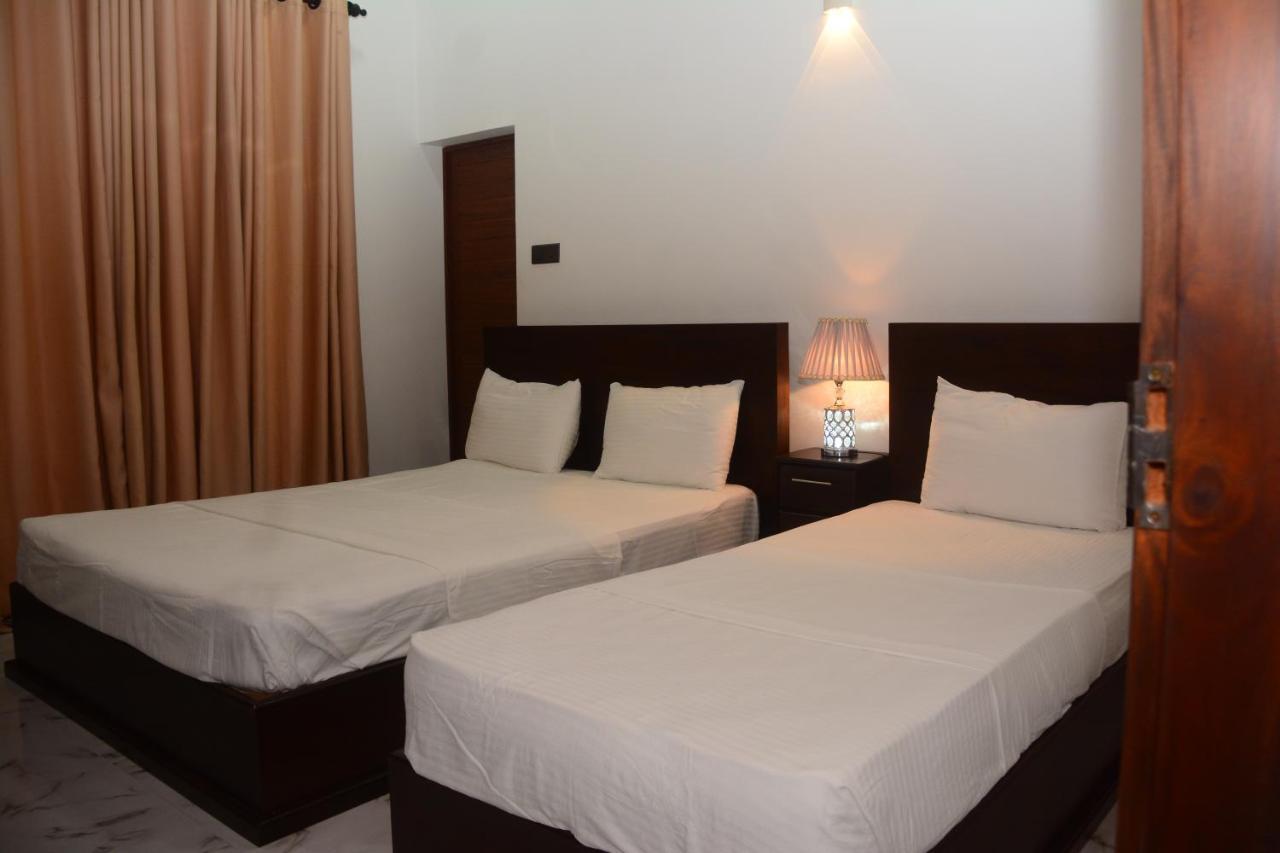 Concey Transit Hotel Airport View Katunayaka Buitenkant foto